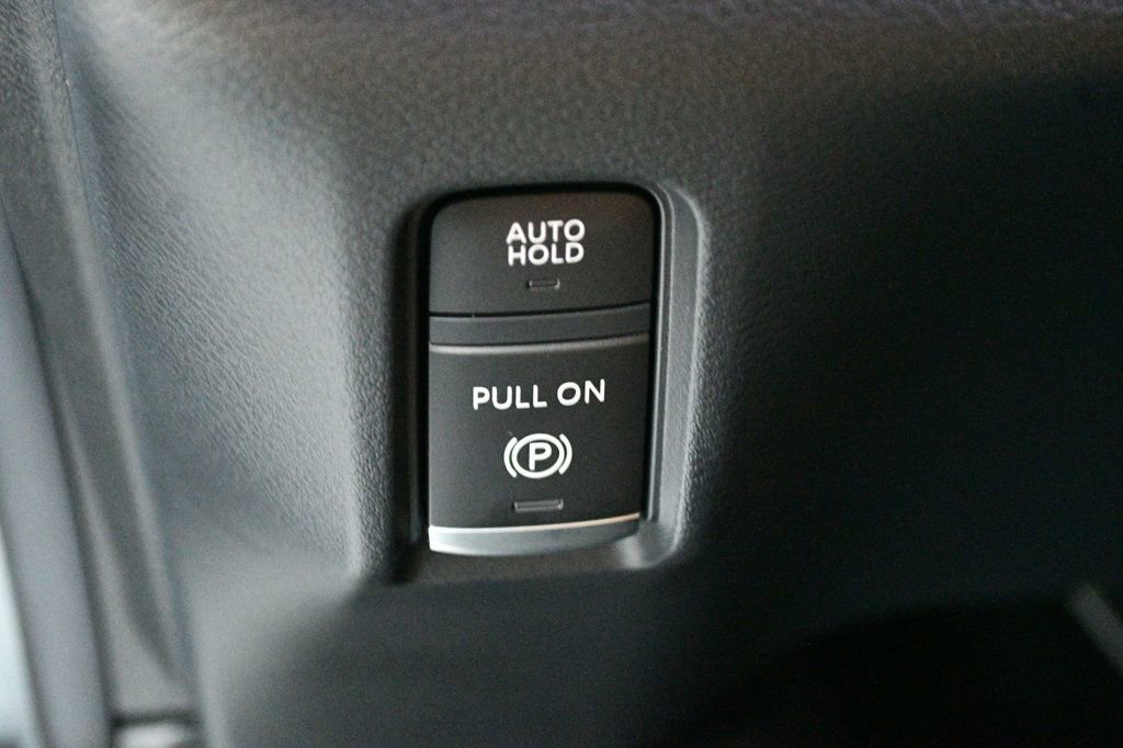 Used 2025 INFINITI QX80 Sensory image 84