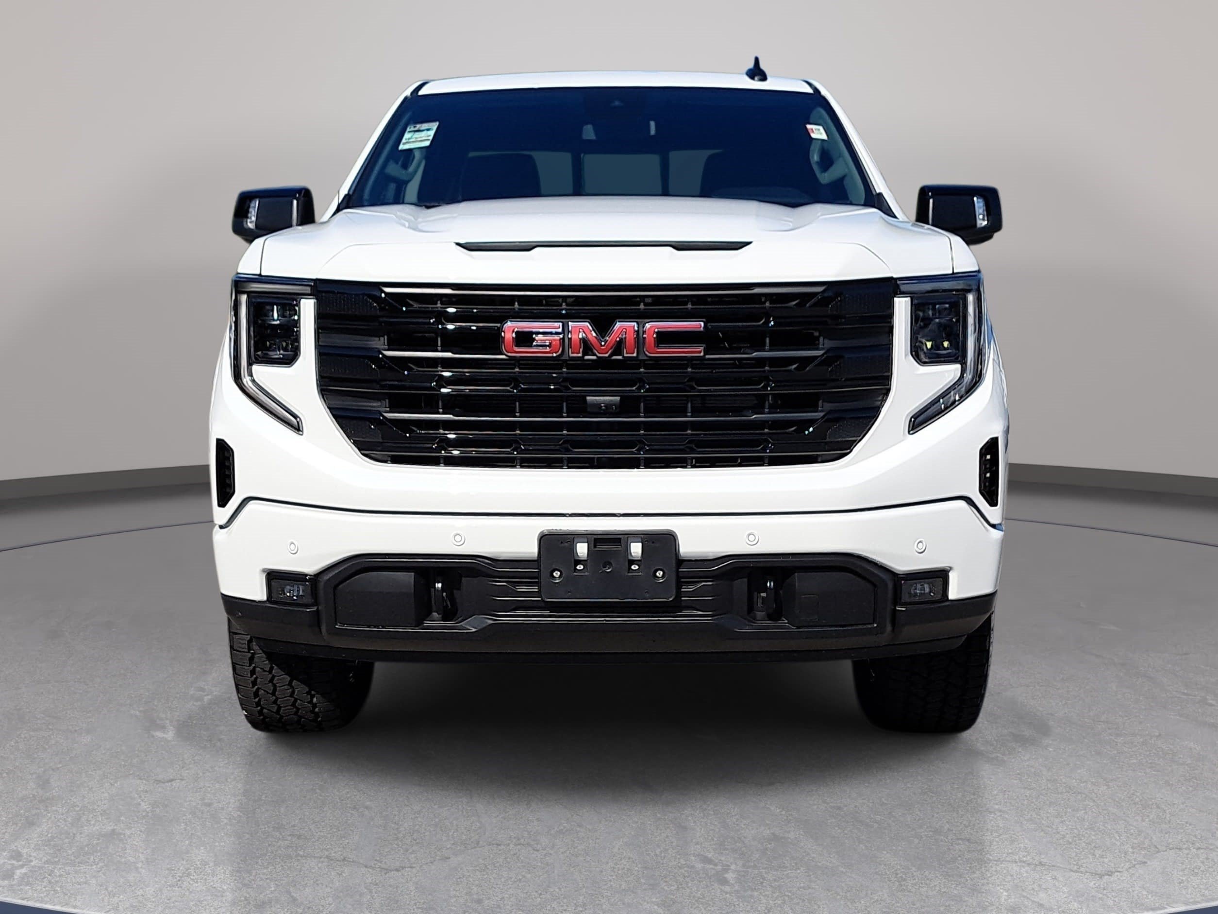Used 2026 GMC Sierra 1500 Elevation w/ Elevation Premium Package AWD/4WD image 2