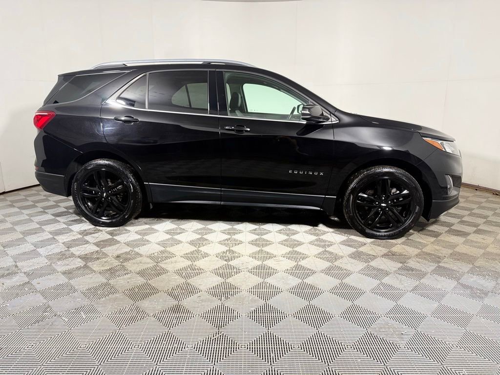 Used 2020 Chevrolet Equinox LT w/ Midnight Edition AWD/4WD image 8