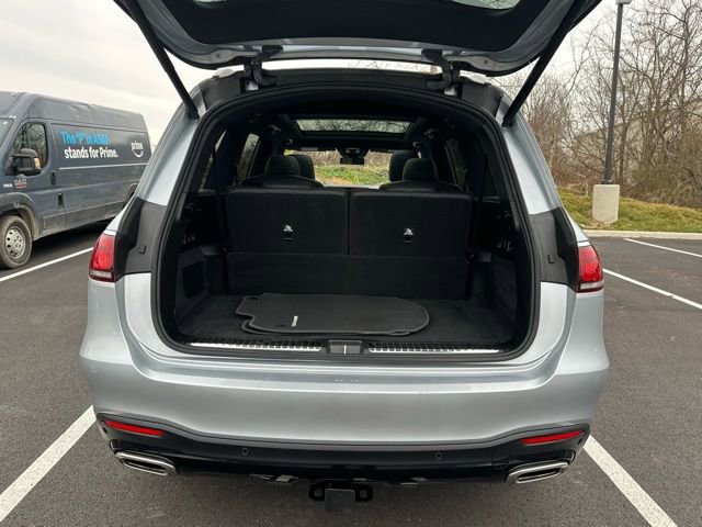 Used 2022 Mercedes-Benz GLS 580 4MATIC image 13