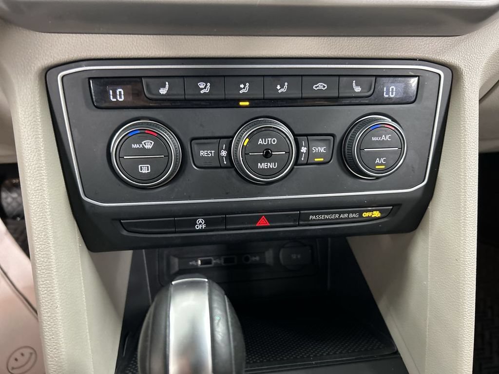 Used 2020 Volkswagen Atlas SE FWD image 16