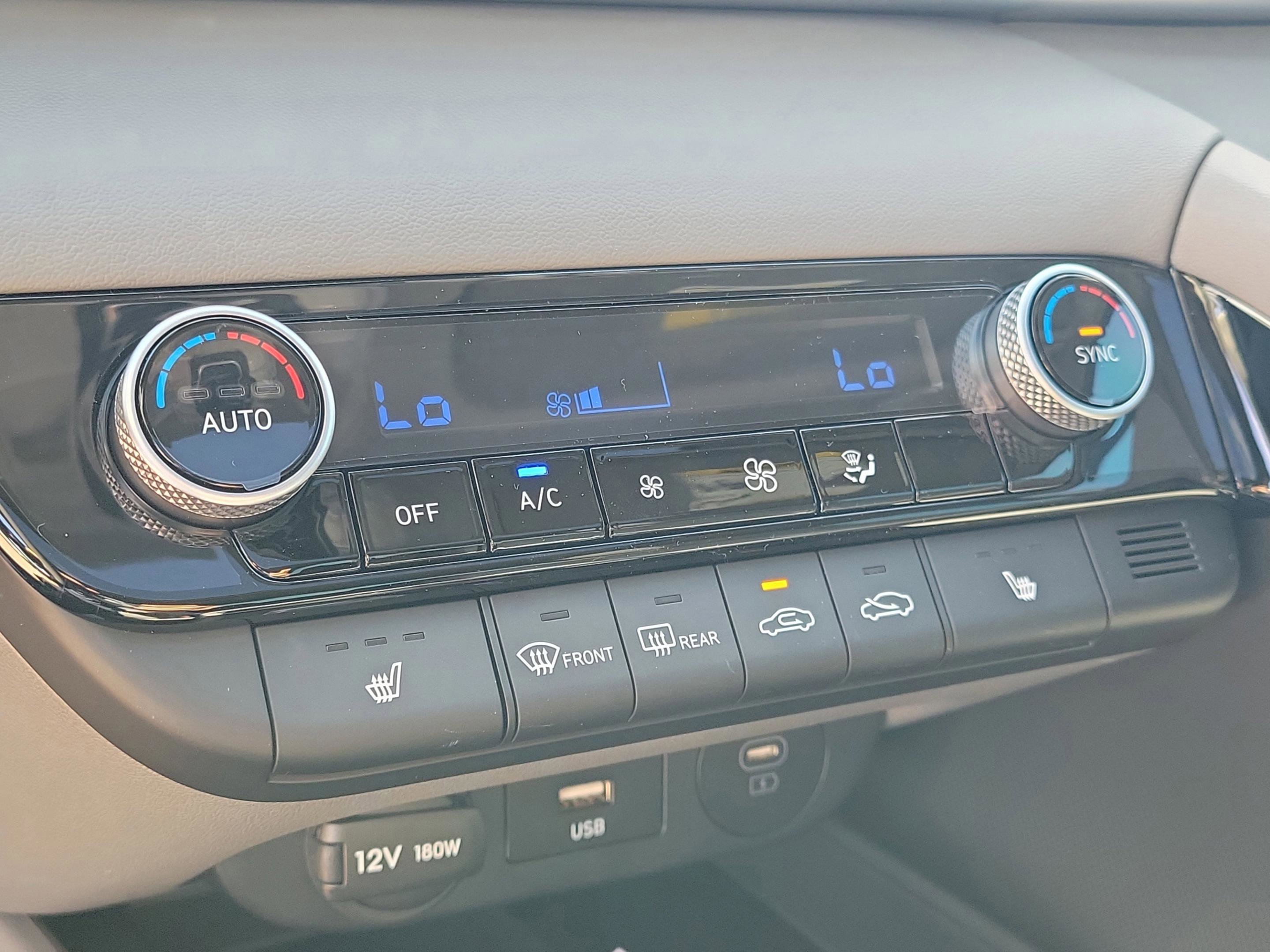 New 2026 Hyundai Elantra SEL Sport image 16