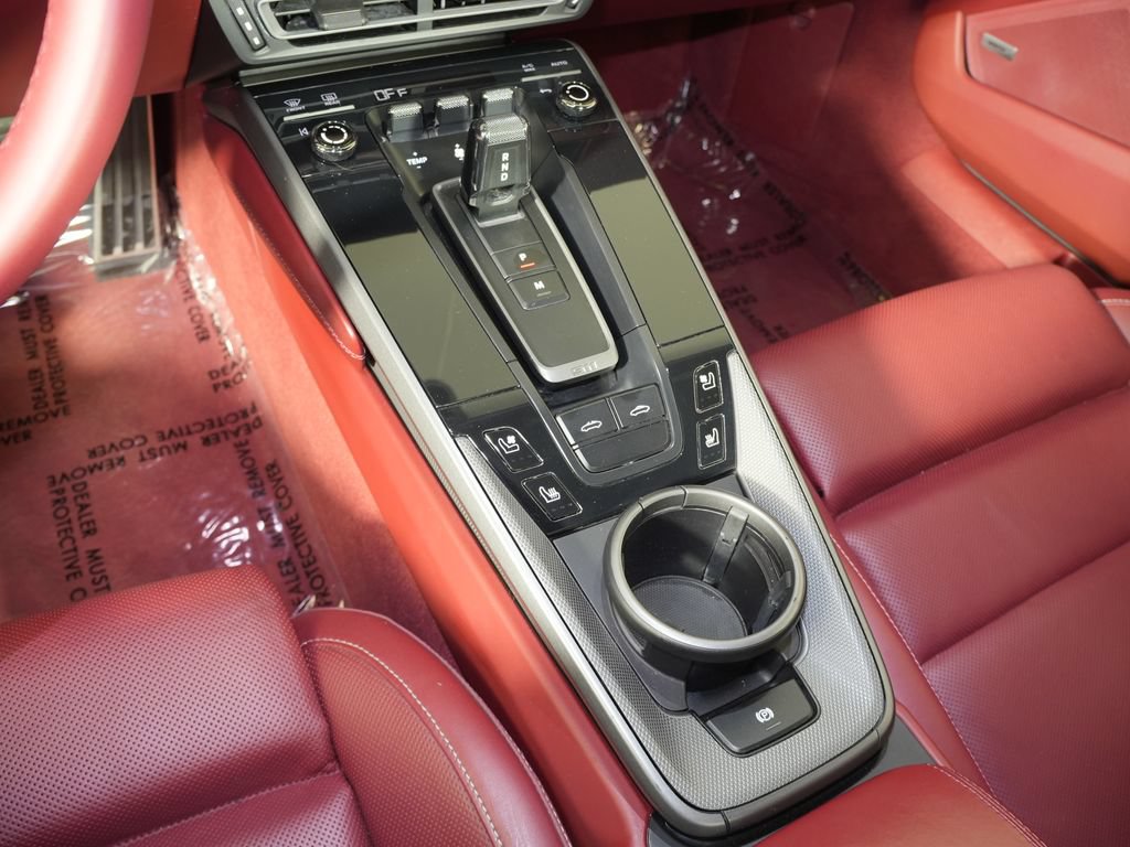 Certified 2021 Porsche 911 Targa 4S AWD/4WD image 38