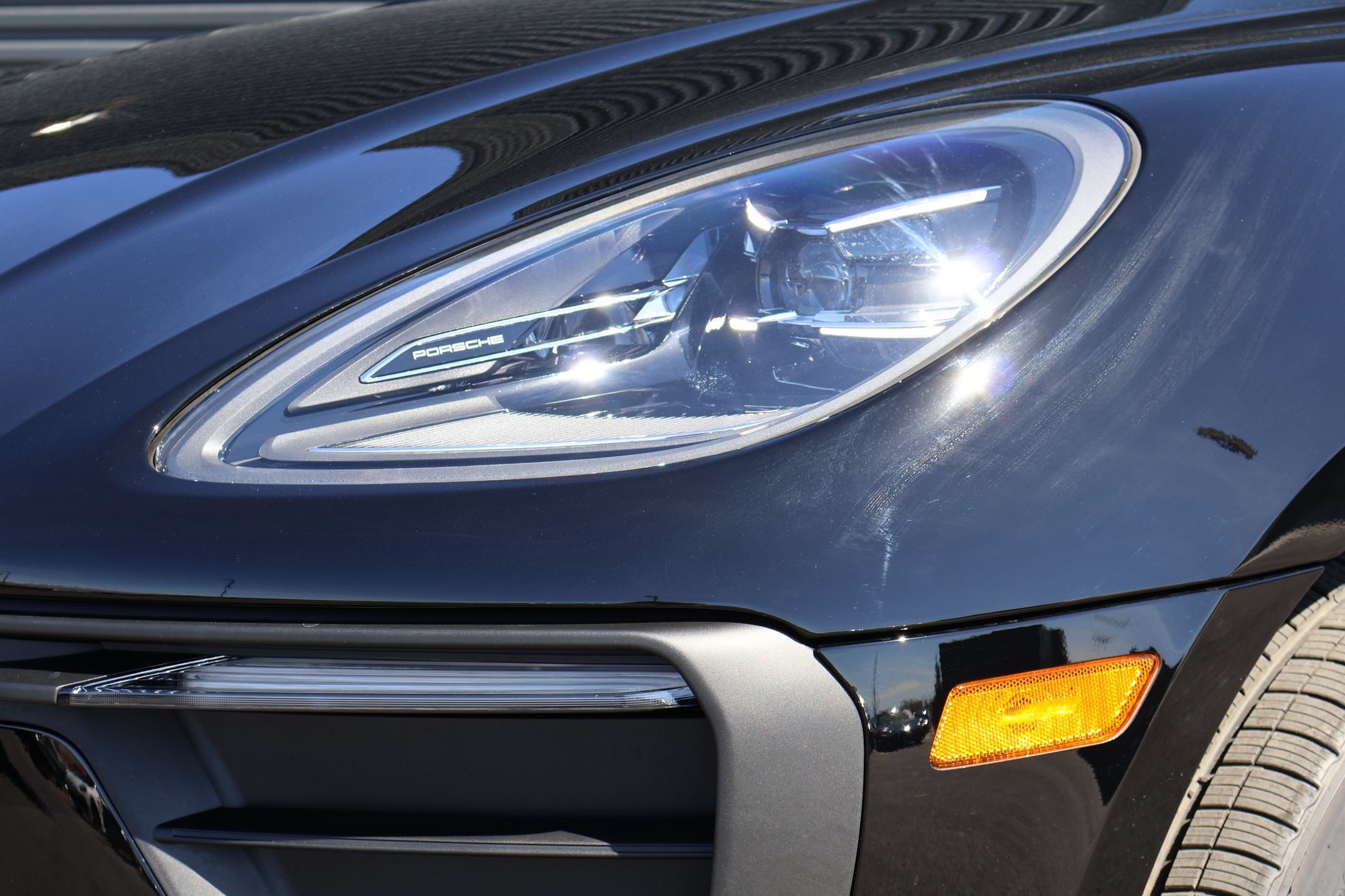 New 2026 Porsche Macan AWD/4WD image 11