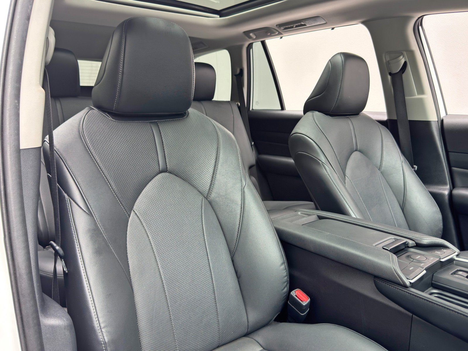 Used 2024 Toyota Grand Highlander FWD image 38
