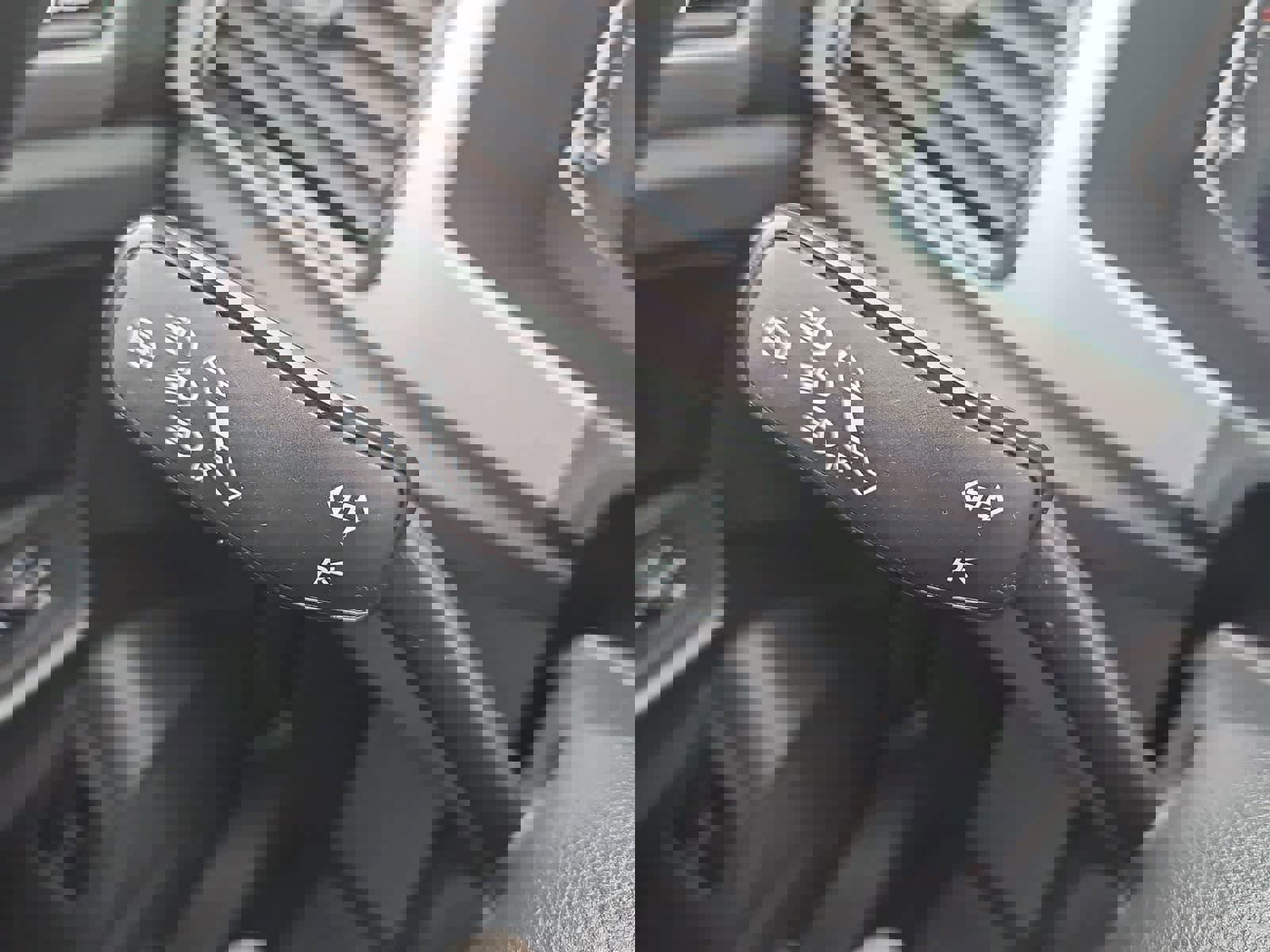 Used 2021 Volkswagen Atlas SEL Premium image 26