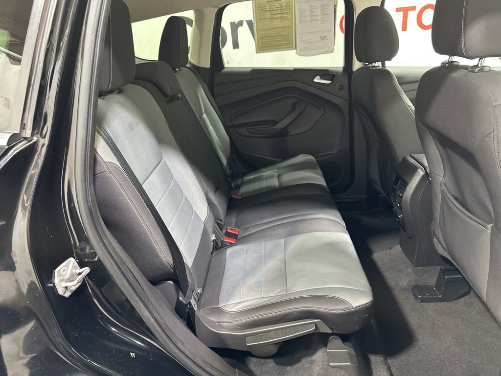 Used 2016 Ford Escape SE w/ Equipment Group 201A image 15