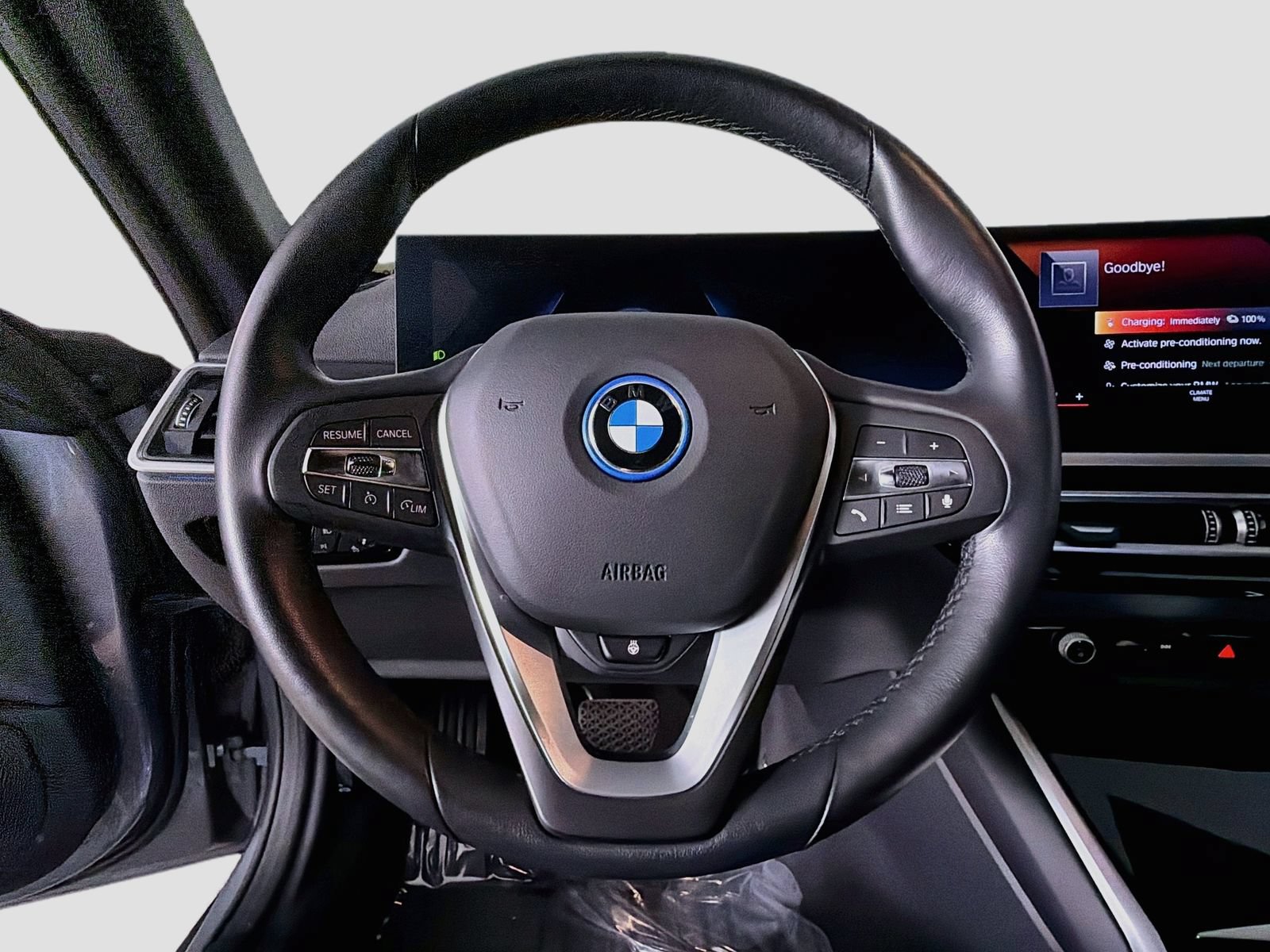 Certified 2023 BMW i4 eDrive40 w/ Premium Package RWD image 11
