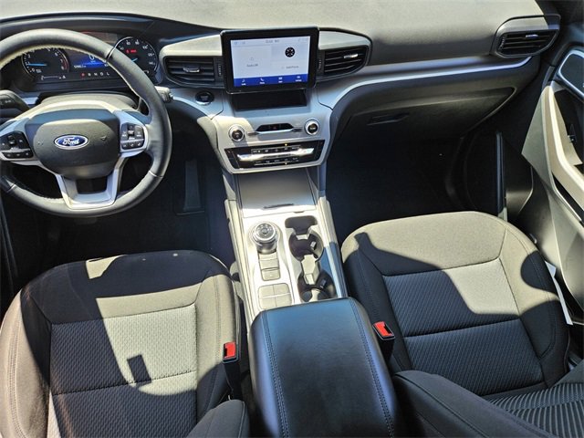 Used 2023 Ford Explorer XLT image 8