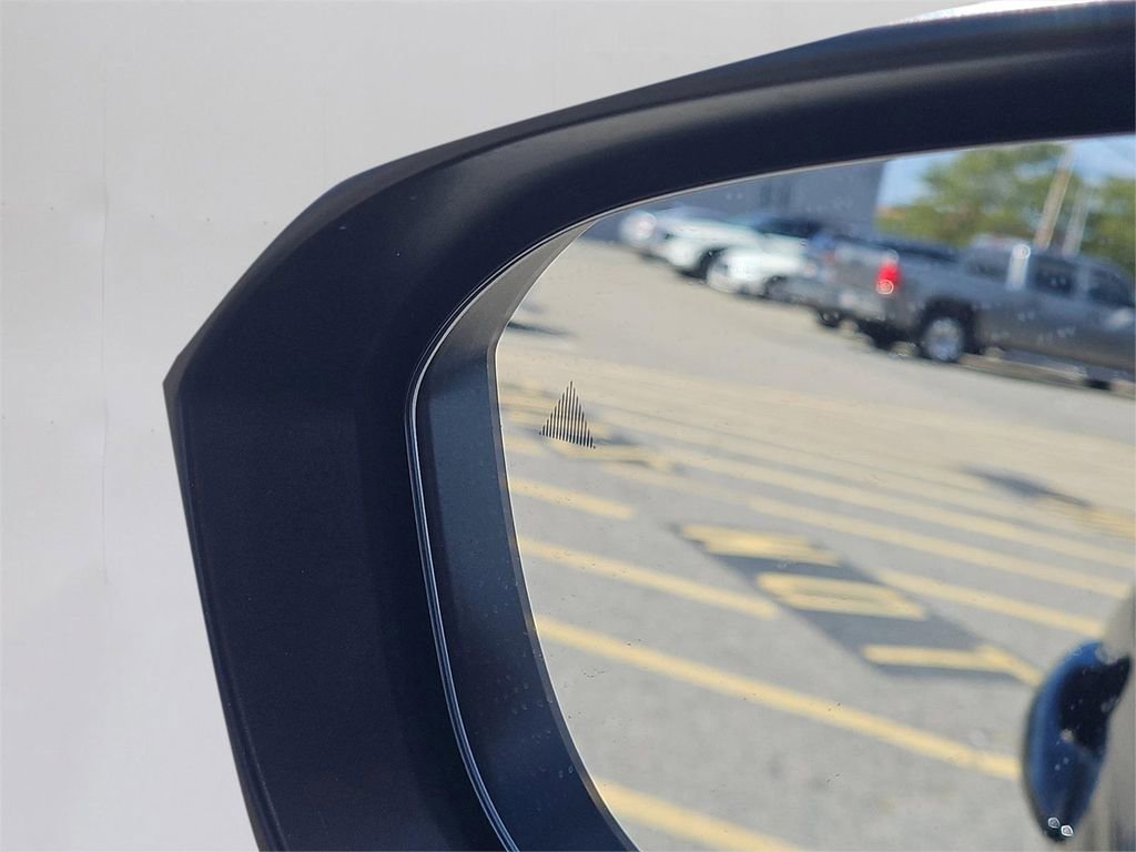 New 2026 Nissan Rogue SV image 5