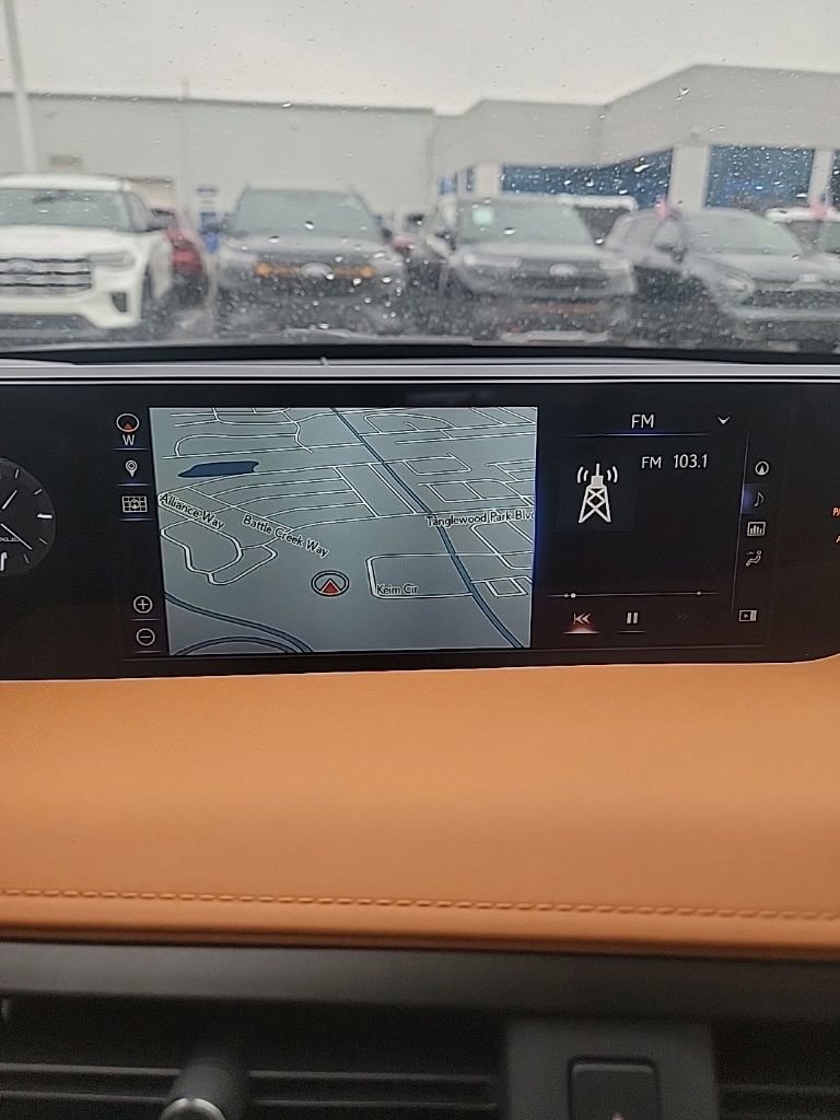 Used 2019 Lexus UX 200 image 54