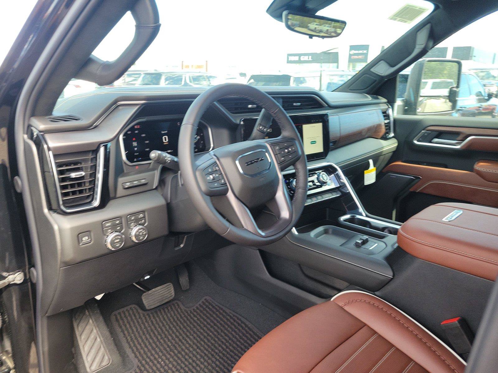 New 2026 GMC Sierra 2500 Denali Ultimate AWD/4WD image 17