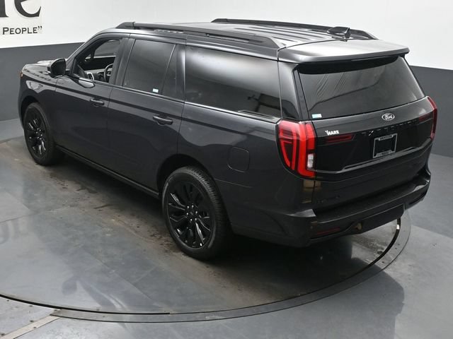 Used 2025 Ford Expedition Platinum w/ Stealth Appearance Package AWD/4WD image 43