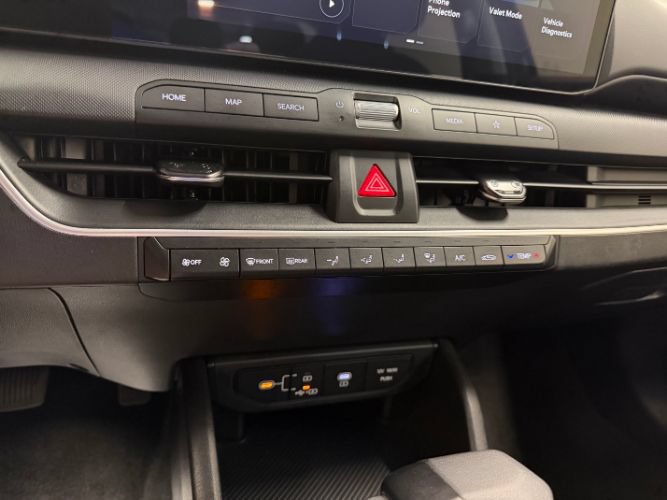 Used 2026 Kia K4 FWD image 15