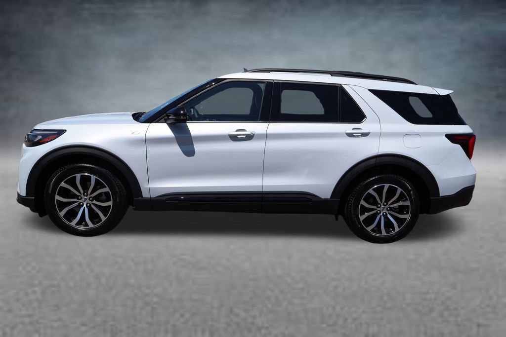 Used 2026 Ford Explorer ST-Line RWD image 4