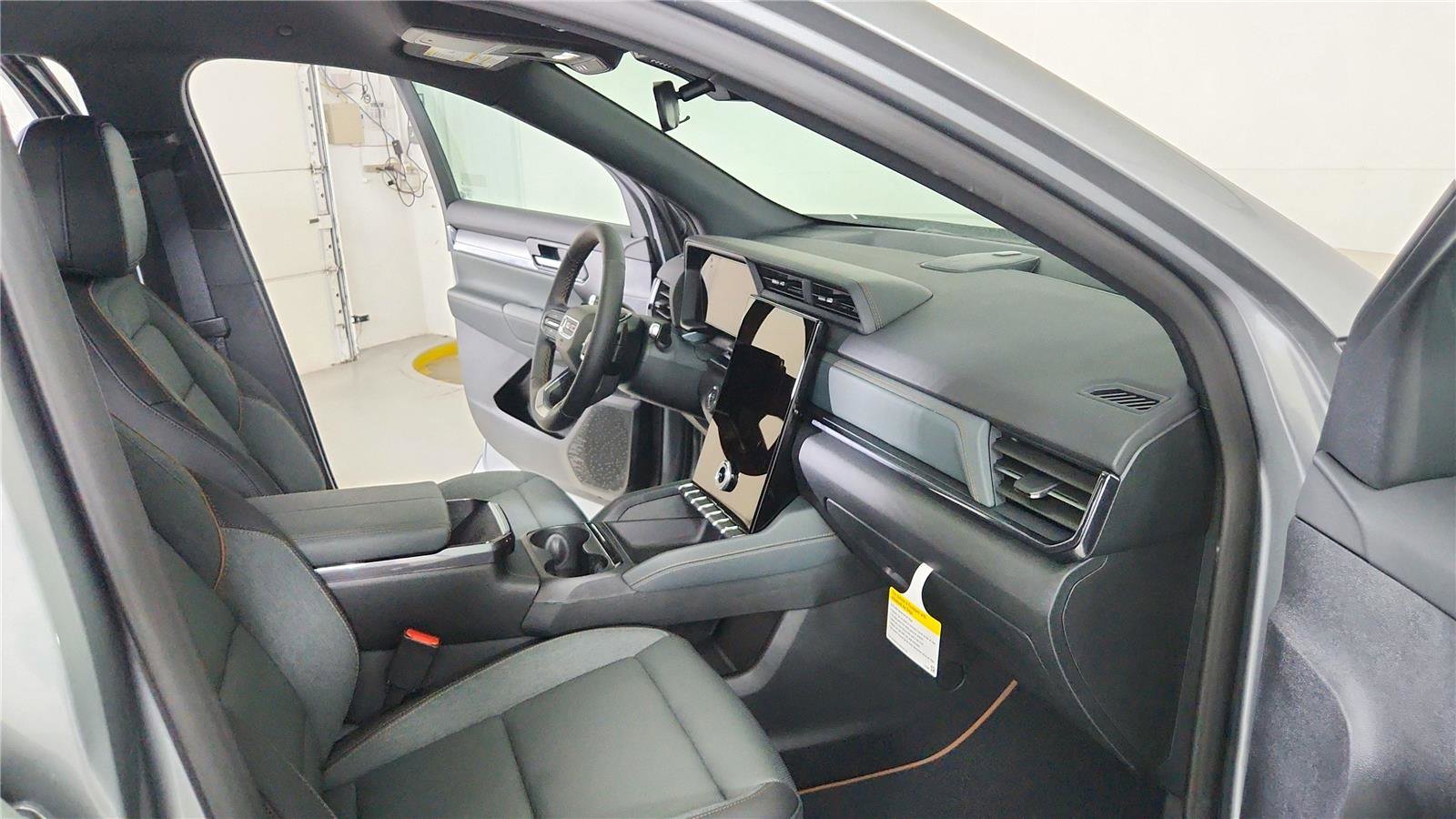 New 2026 GMC Terrain AT4 AWD/4WD image 19
