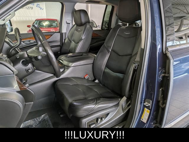 Used 2019 Cadillac Escalade ESV Luxury image 12