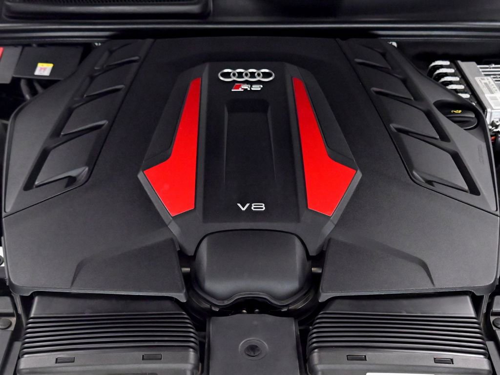 Used 2024 Audi RS Q8 image 31