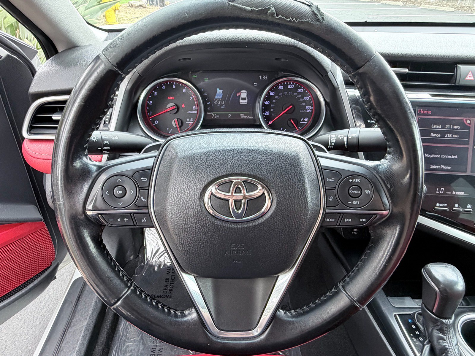 Used 2019 Toyota Camry XSE FWD image 14