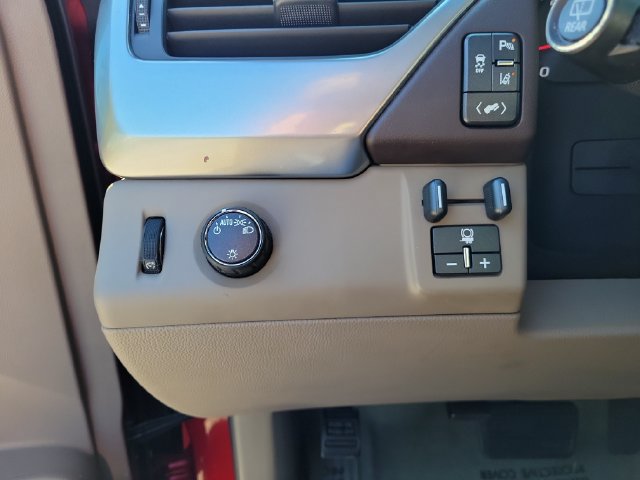 Used 2015 Chevrolet Tahoe LT RWD image 23
