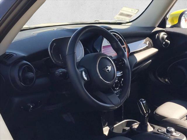 Certified 2024 MINI Cooper SE FWD image 4