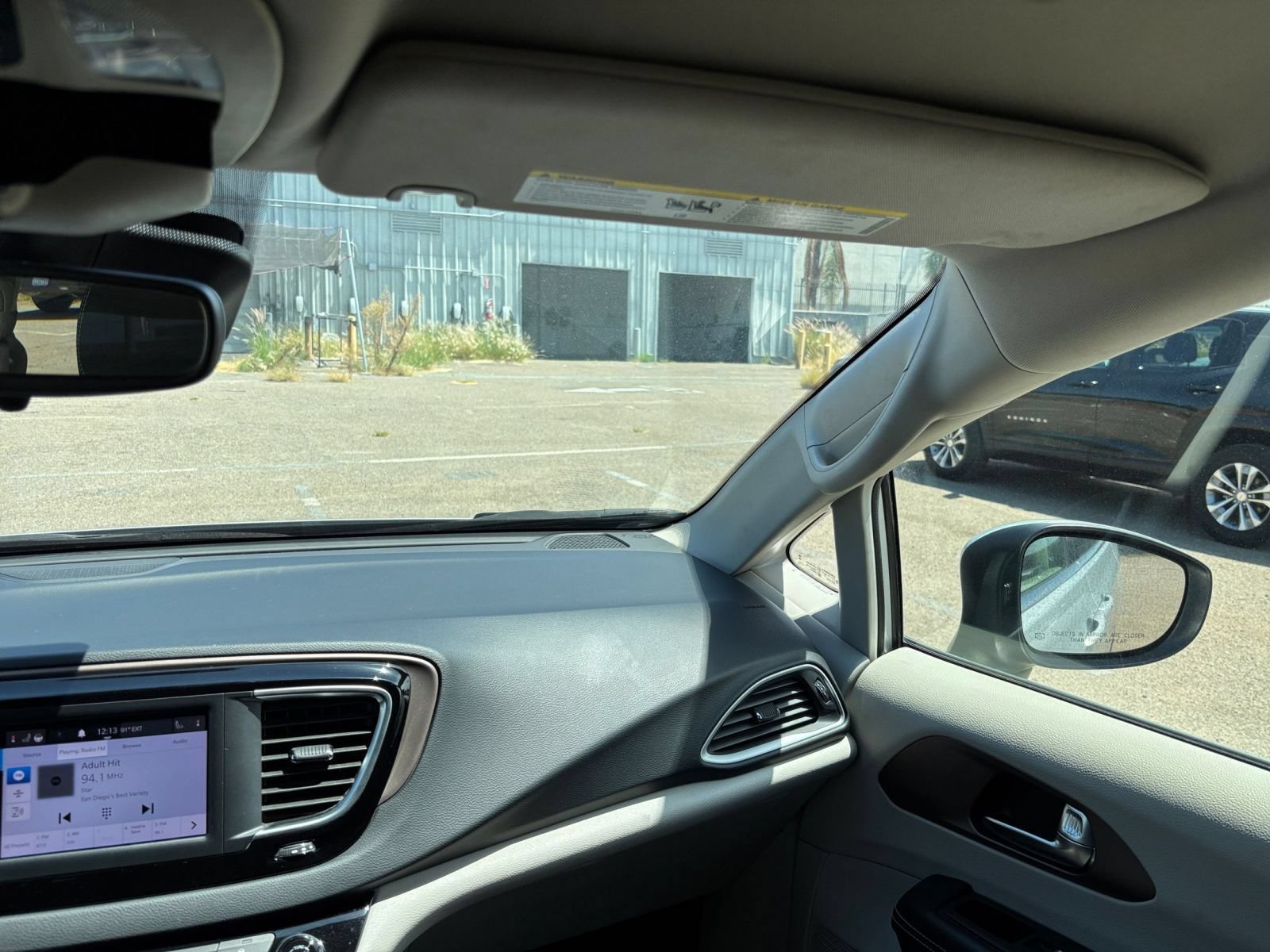 Used 2023 Chrysler Voyager LX FWD image 37