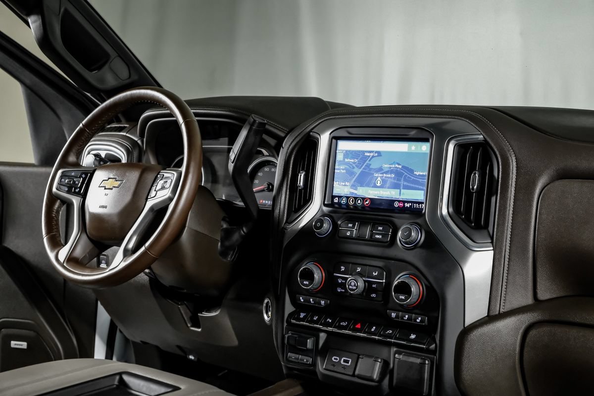 Used 2022 Chevrolet Silverado 3500 LTZ w/ LTZ Plus Package AWD/4WD image 23