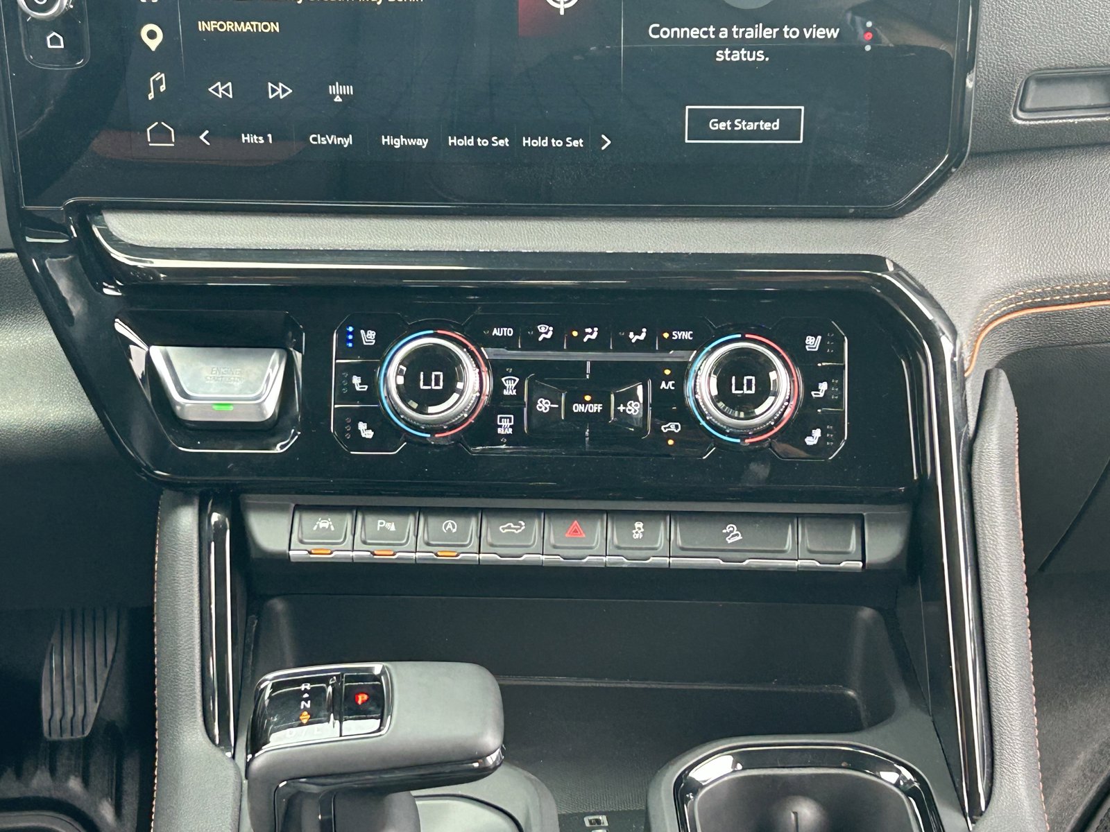 Certified 2025 GMC Sierra 1500 AT4 AWD/4WD image 20