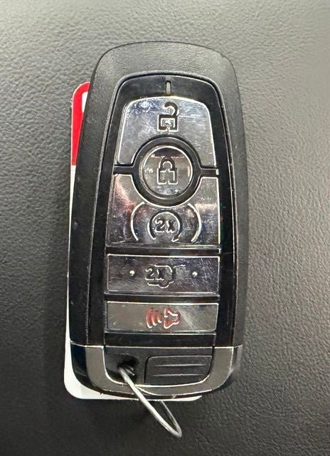 Used 2024 Lincoln Corsair AWD w/ Equipment Group 101A image 24