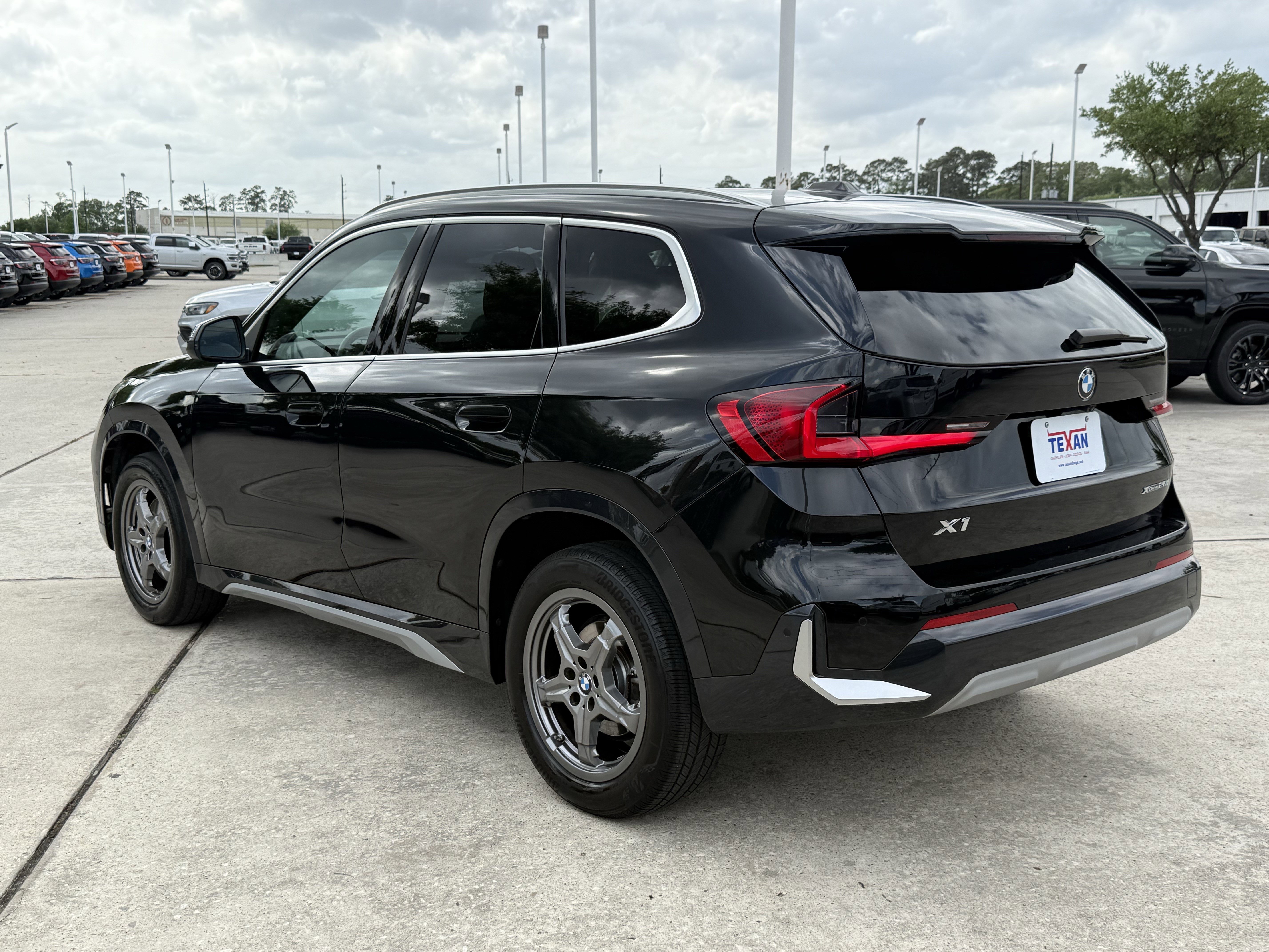 Used 2025 BMW X1 xDrive28i image 7