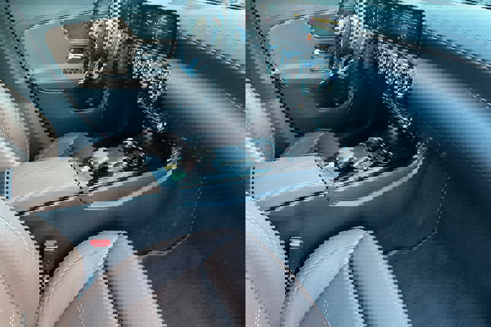 Used 2022 Mercedes-Benz CLA 250 image 16