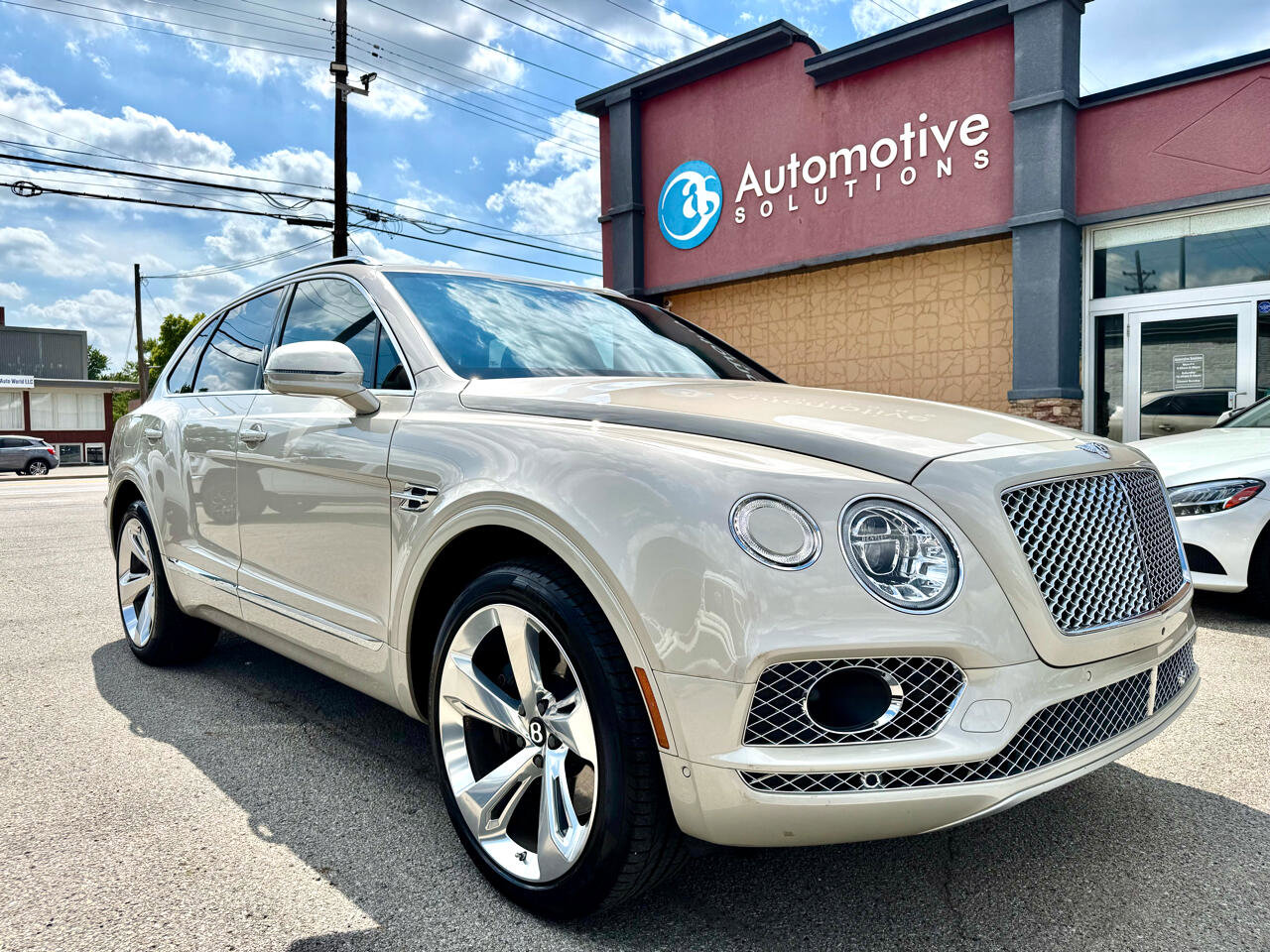 Used 2018 Bentley Bentayga
