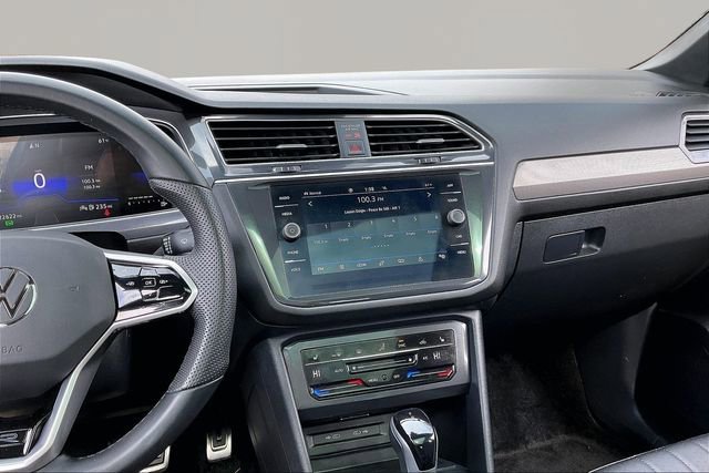 Used 2024 Volkswagen Tiguan SE R-Line image 9