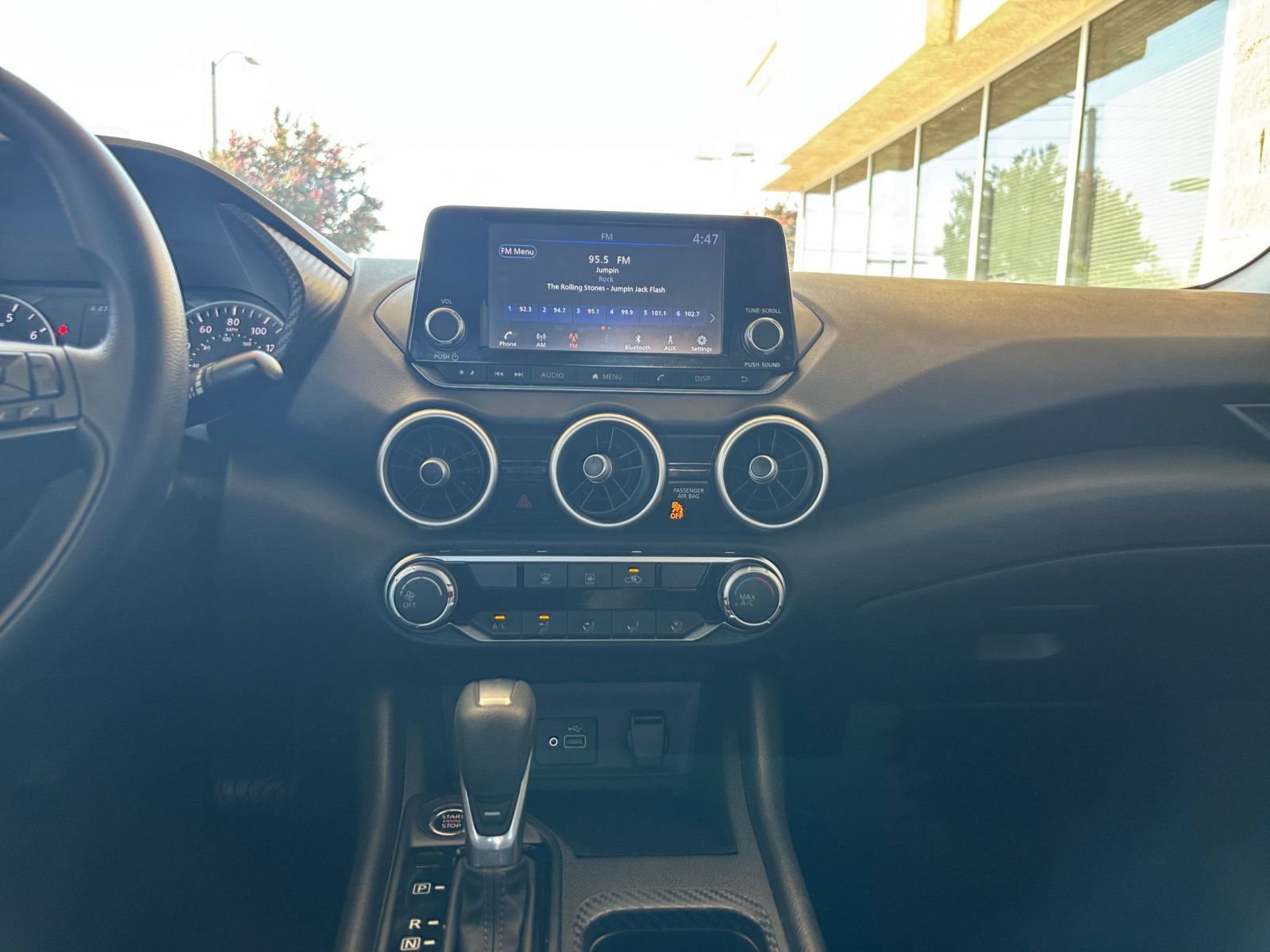 Used 2025 Nissan Sentra S FWD image 16