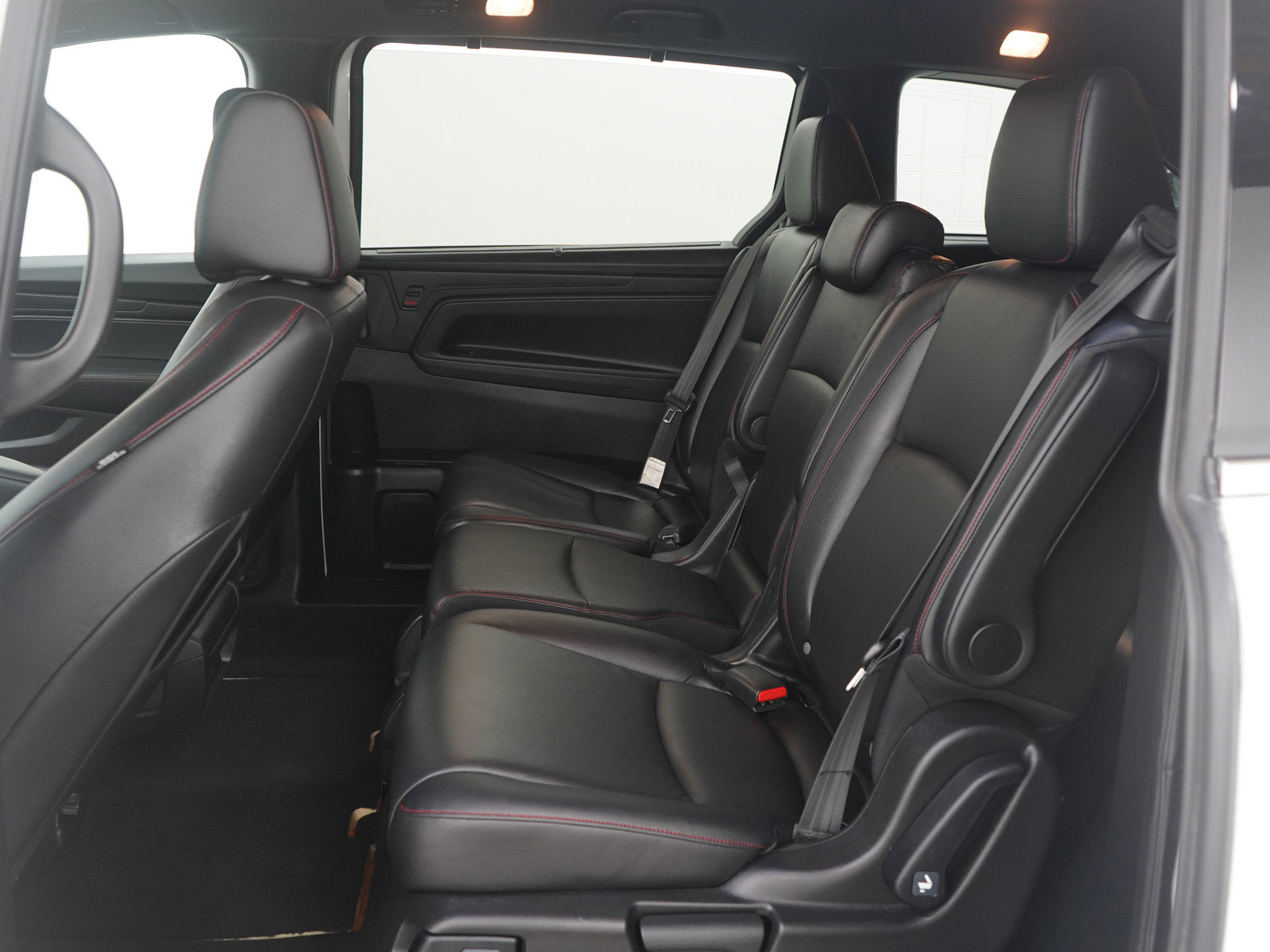 Used 2023 Honda Odyssey Sport image 16