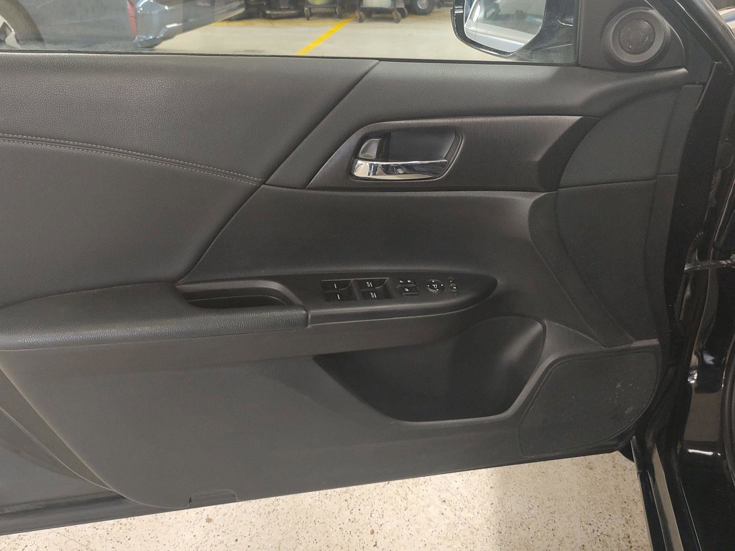 Used 2015 Honda Accord EX image 20