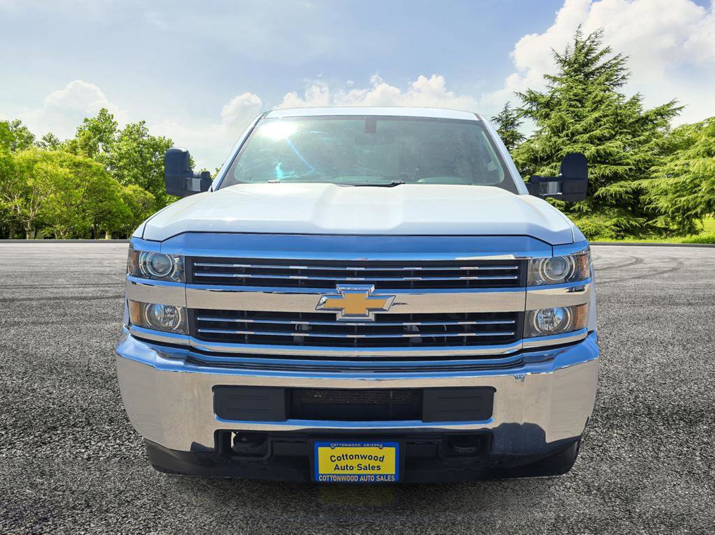 Used 2017 Chevrolet Silverado 2500 W/T AWD/4WD image 2