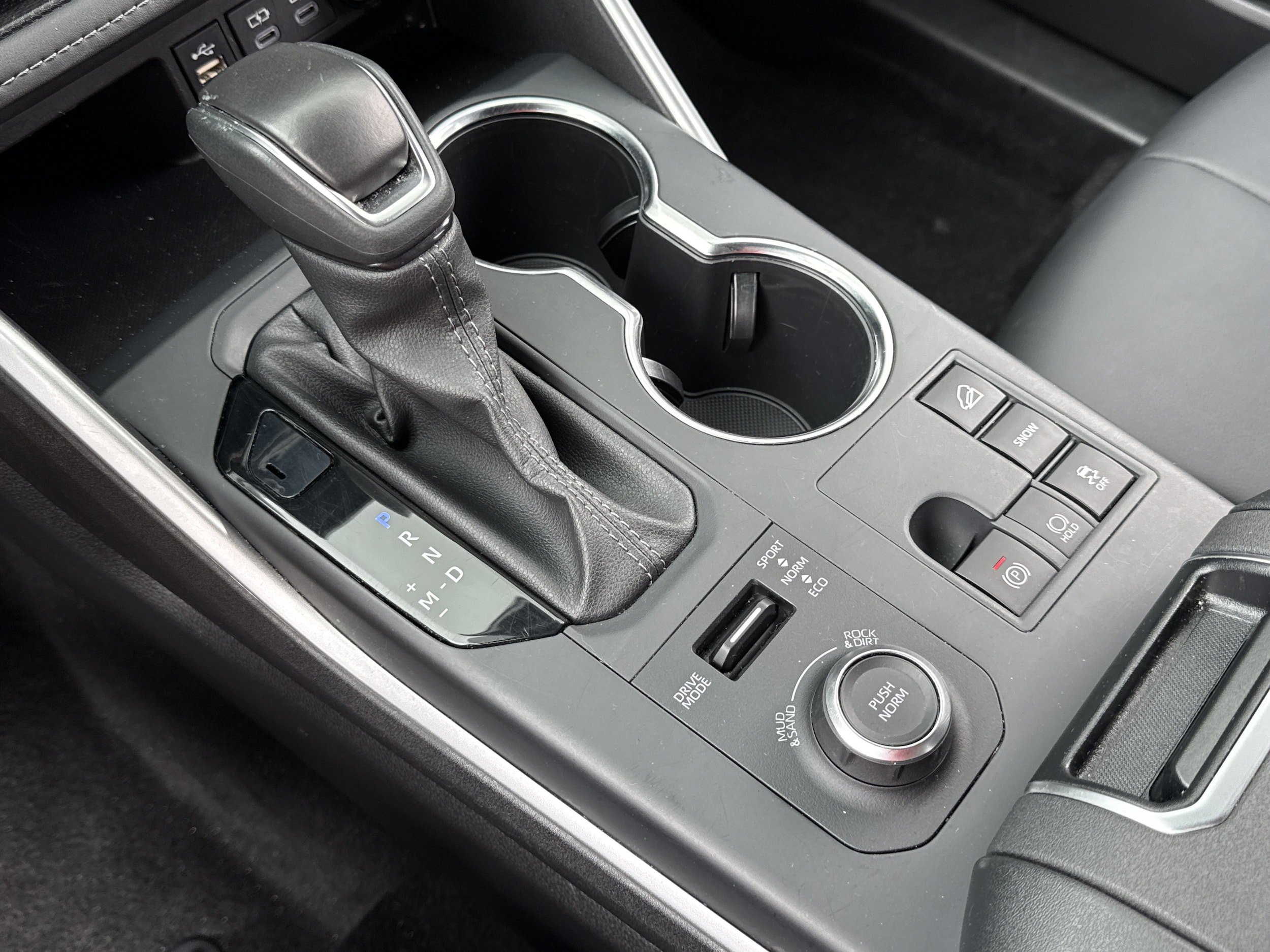 Certified 2025 Toyota Highlander XSE AWD/4WD image 10