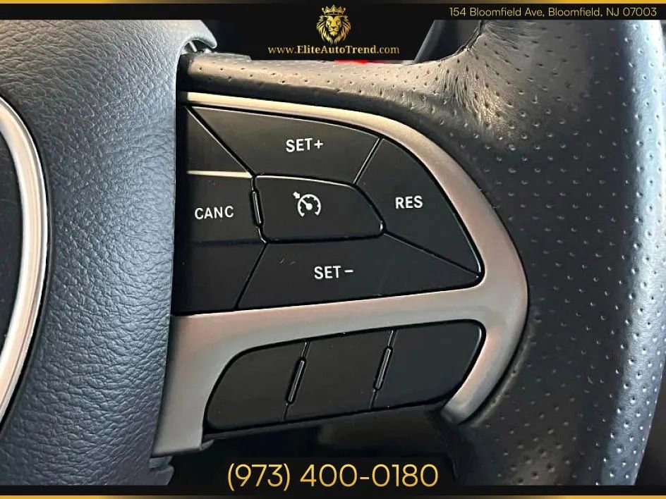 Used 2020 Dodge Durango SXT image 17