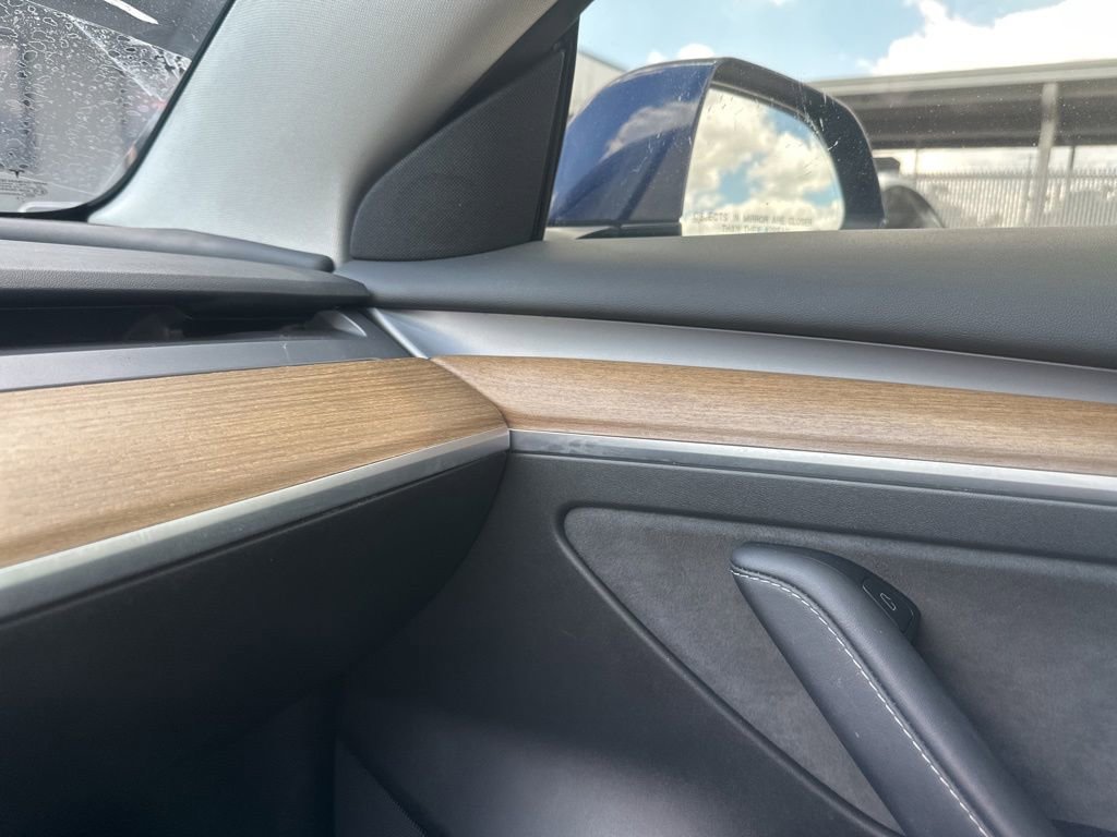 Used 2022 Tesla Model 3 Long Range AWD/4WD image 14