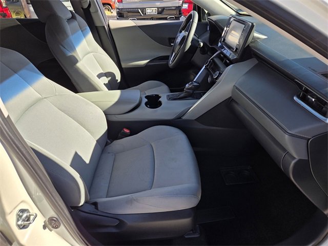 Used 2021 Toyota Venza XLE image 15