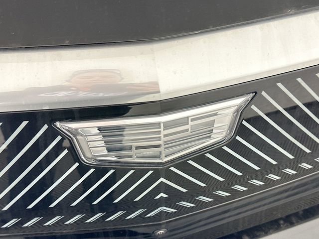 New 2026 Cadillac Optiq Luxury 1 image 19