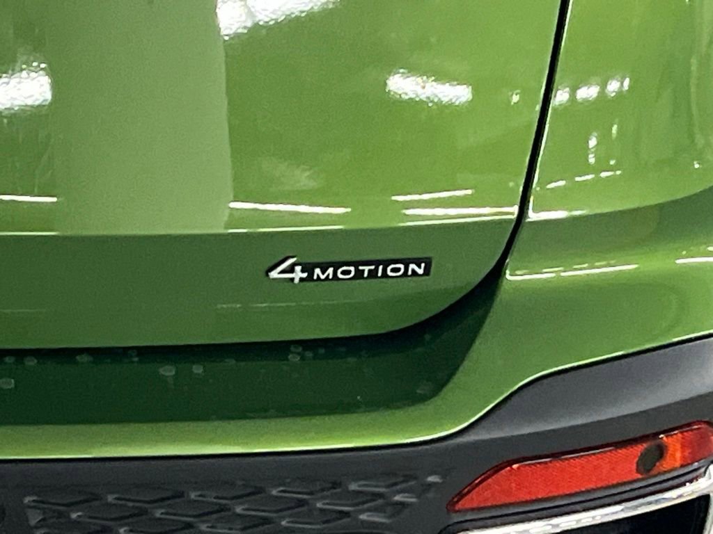 New 2026 Volkswagen Taos SE image 34