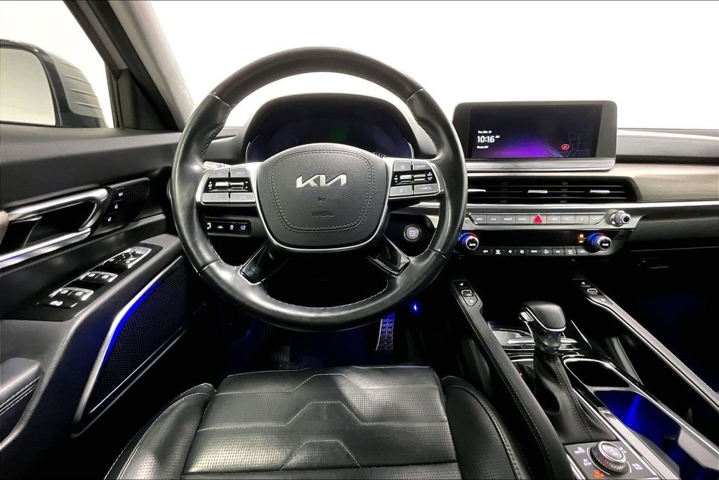 Used 2022 Kia Telluride SX w/ SX Prestige Package image 7