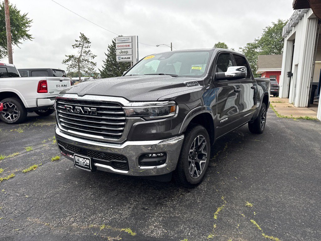 New 2025 RAM 1500 Laramie image 3