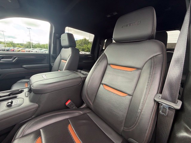 Used 2024 GMC Sierra 2500 AT4 AWD/4WD image 13