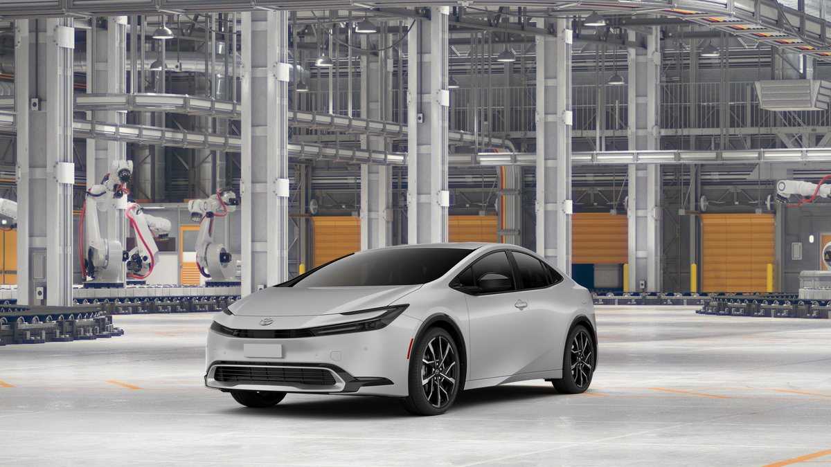 New 2027 Toyota Prius Plug-In Hybrid FWD image 1