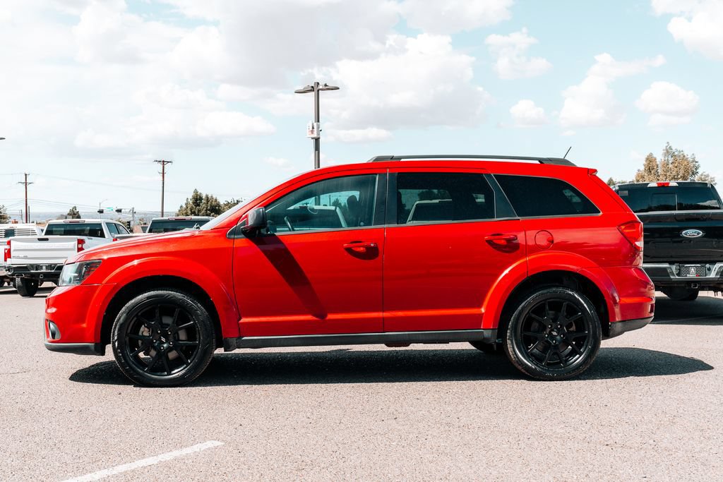 Used 2018 Dodge Journey SXT w/ Connectivity Group FWD image 4
