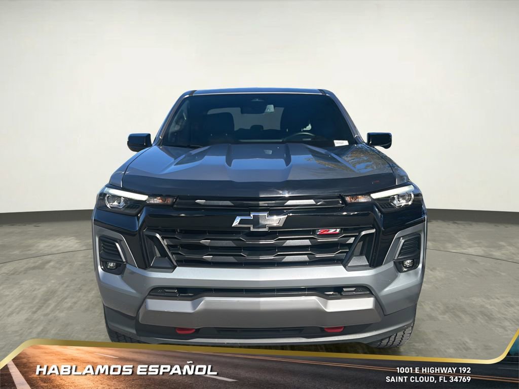 Used 2024 Chevrolet Colorado Z71 w/ Z71 Convenience Package 2 image 9