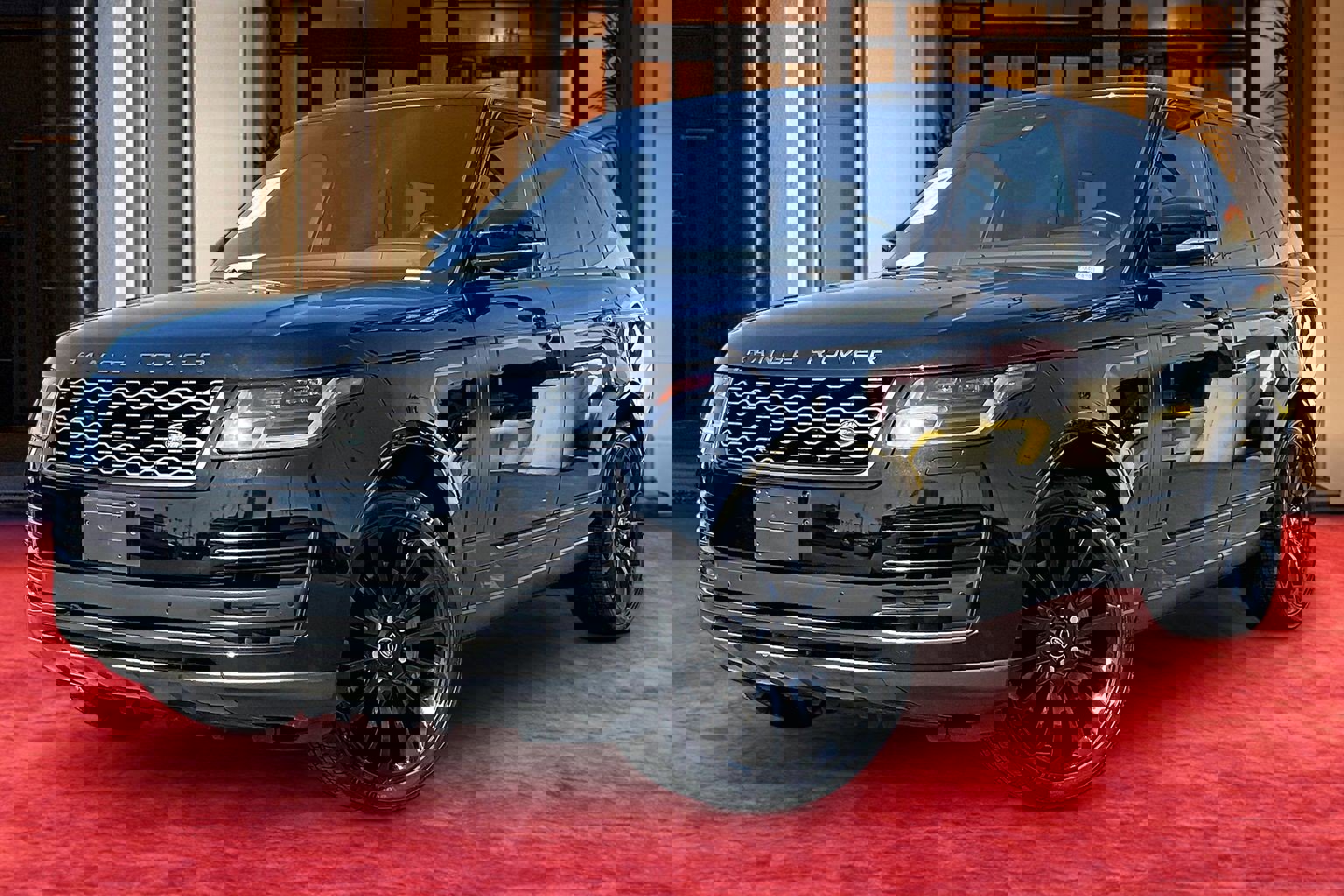 Used 2018 Land Rover Range Rover V6 Supercharged SWB image 1